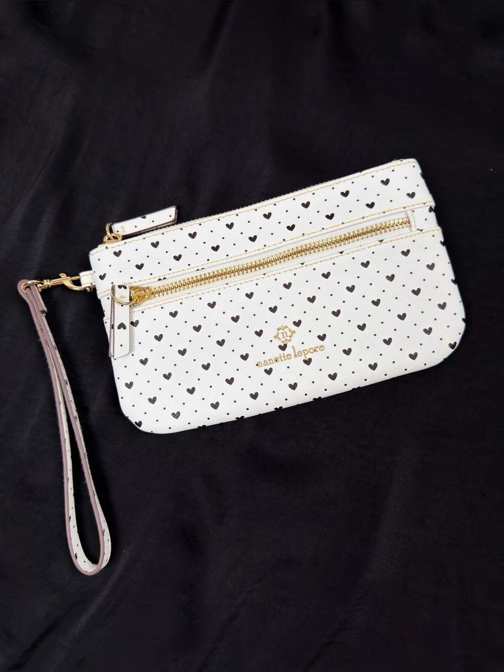 Nanette Lepore Wristlet Wallet Clutch Valentine White Black Hearts Vegan Leather